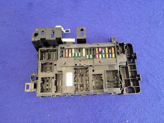 2017 Ford Mustang GT350 Shelby Front Fuse Box Power Distribution 2326