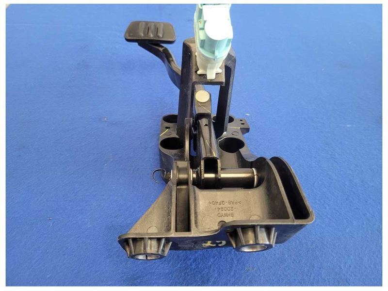 2018-2023 Ford Mustang GT S550 Brake Pedal Assembly A/T Auto Transmission 2577 - The Parts Farm