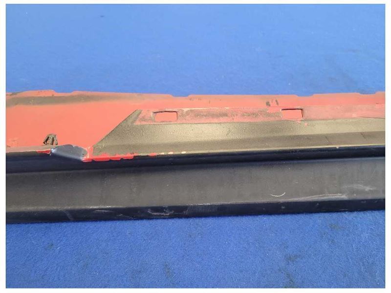 1999-2004 Ford Mustang GT Coupe Driver Lower Rocker Molding Panel *Read* 2474 - The Parts Farm