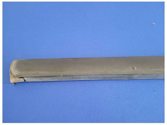 2003-2004 Mercury Marauder Passenger Lower Rocker Panel Molding Paint JL 2534