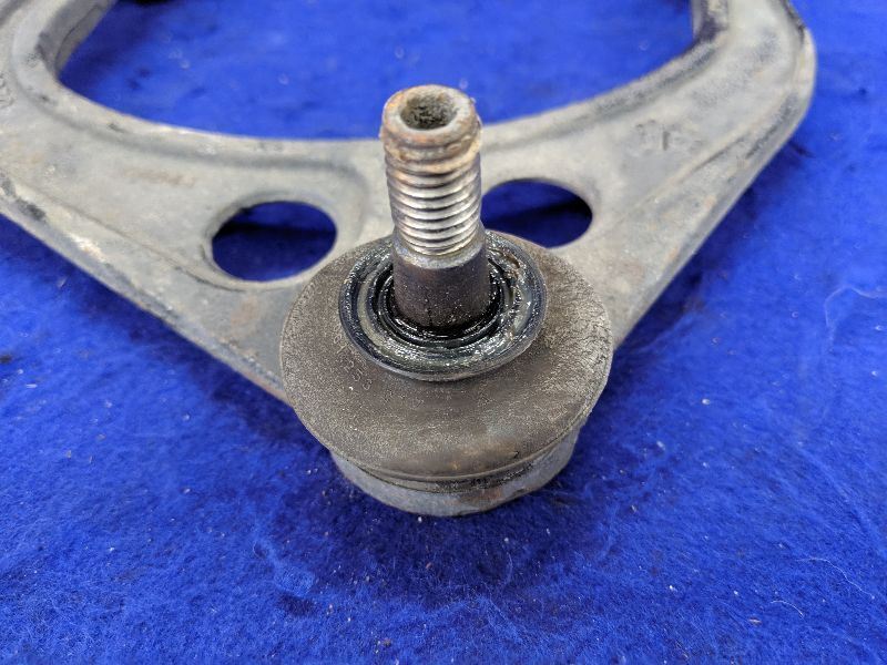 2008-2014 Dodge Challenger SRT8 6.4L 392 Passenger Control Arm Upper Front RWD - The Parts Farm