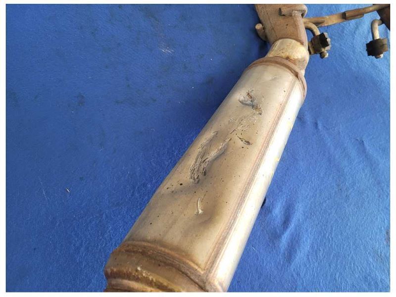 2010-2015 Chevrolet Camaro SS Coupe SLP Exhaust Tips Muffler Axle *Dents* 2528 - The Parts Farm