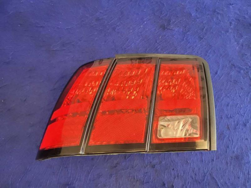 1994-2004 Ford Mustang GT Cobra Rear Passenger Right Taillight Brake Lamp 1041 - The Parts Farm