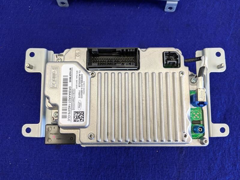 2018-2019 Ford Mustang GT S550 Audio Radio Screen Receiver AM FM Info Screen - The Parts Farm