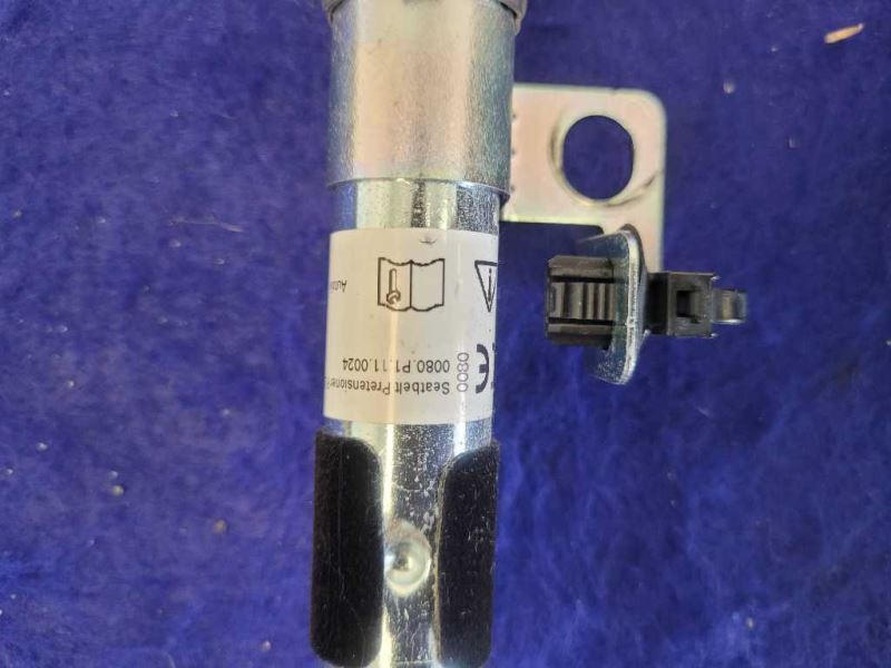 2018-2023 Ford Mustang GT S550 Passenger Coupe Rear Seat Belt Retractor 2424 - The Parts Farm