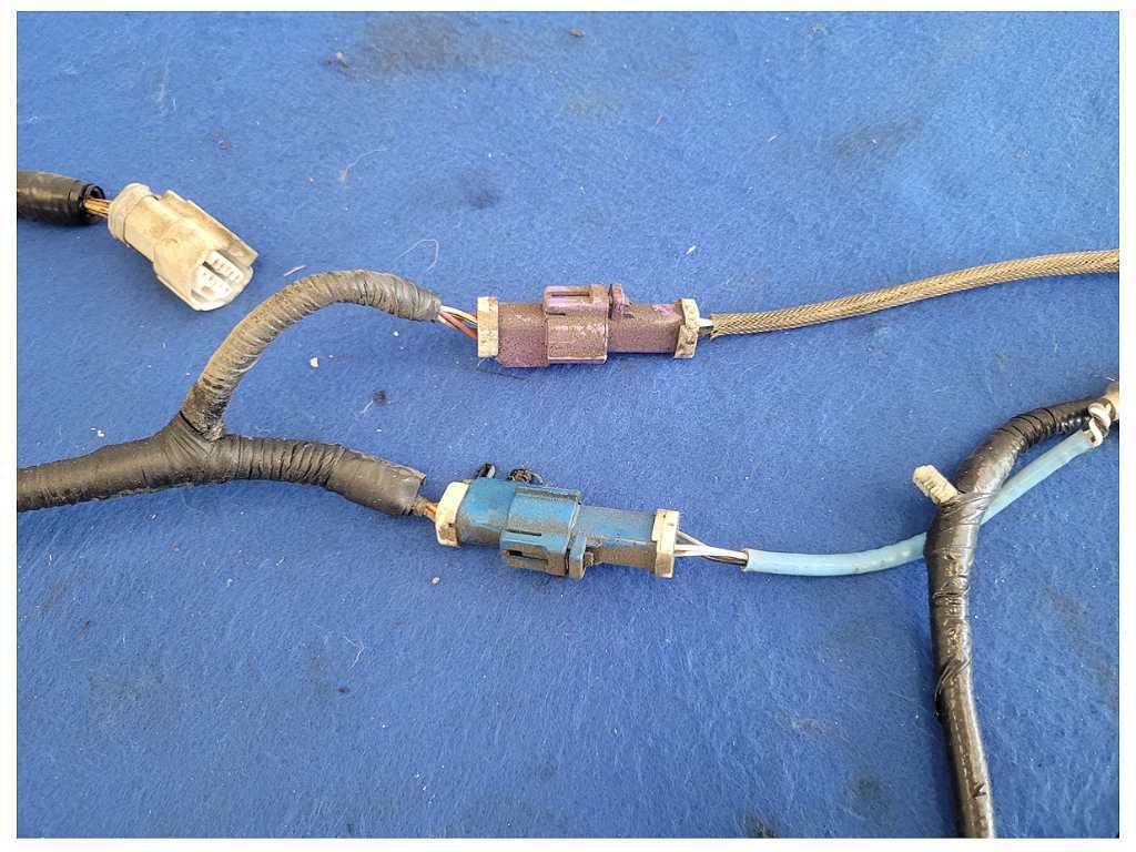 1999 Ford Mustang GT 4.6L A/T Wire Harness Automatic Transmission Plug 2561 - The Parts Farm