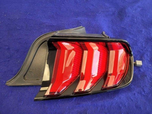 2018-2023 Ford Mustang GT S550 Passenger Right Taillight Lamp Brake Lens 2186 - The Parts Farm