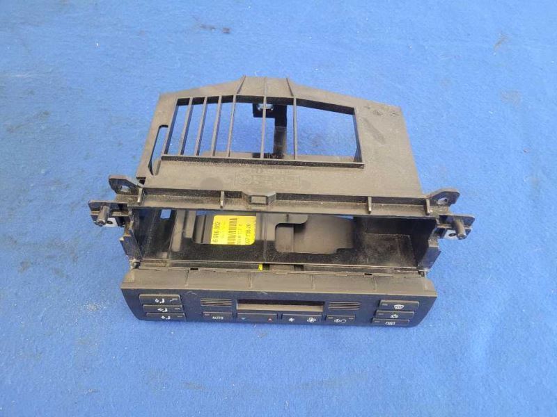 2001-2006 BMW M3 Convertible HVAC Controls AC Switch Front Dash 2448 - The Parts Farm