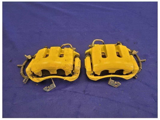 2005-2010 Ford Mustang GT 4.6L Pair Caliper Brake Front Pads Base 2406