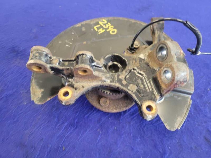 2015-2017 Ford Mustang GT S550 Driver Front Spindle Knuckle 2390 - The Parts Farm