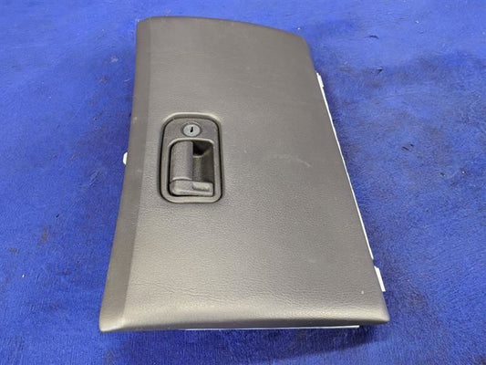 2002-2005 Ford Thunderbird 3.9L V8 Glove Box Storage Latch Lock Lid Panel