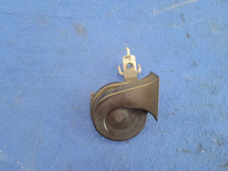 2010-2015 Chevrolet Camaro SS Horn Emergency Noise Single 2431 - The Parts Farm