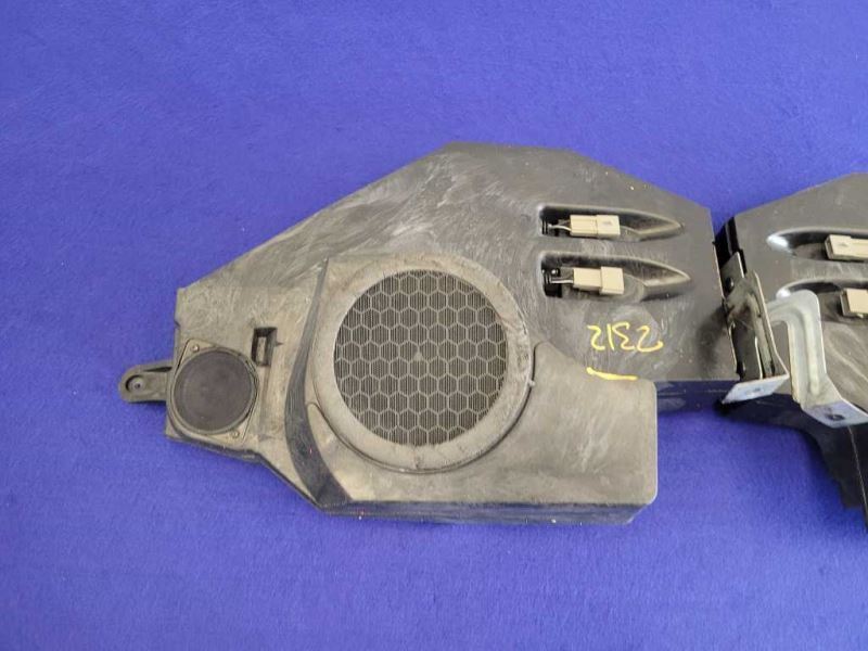 1999-2004 Ford Mustang Cobra SVT DOHC 4.6 Pair Convertible Rear Speaker Box 2312 - The Parts Farm