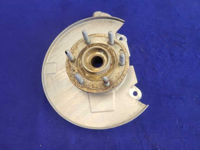 2019-2021 Chevrolet Silverado RST 6.2L 4x4 Driver Front Spindle Knuckle Hub 2099 - The Parts Farm
