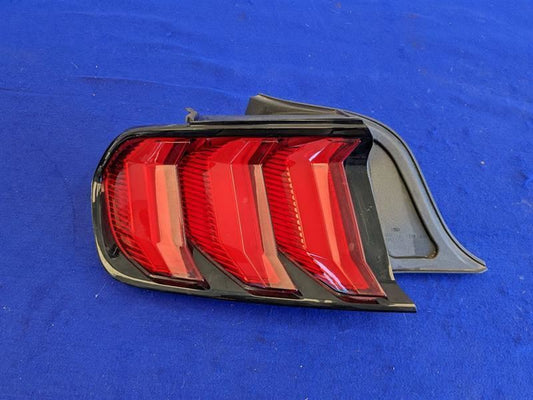 2018-2023 Ford Mustang GT S550 Driver Left LH Tail Light Lamp Brake Lens OEM - The Parts Farm