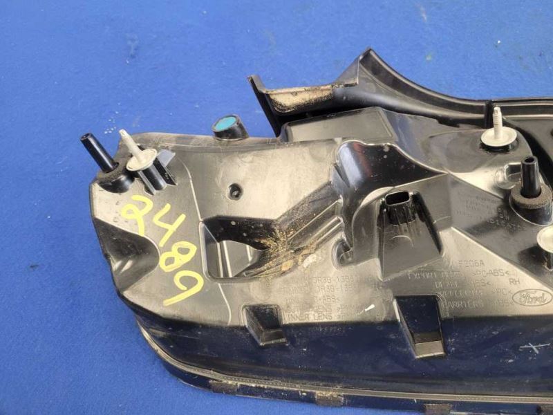 2018-2023 Ford Mustang GT S550 Passenger Rear Tail Light Lamp Brake 2489 - The Parts Farm