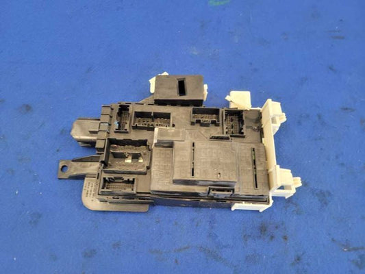 2013 Ford Mustang GT 5.0L Chassis BCM Multifunction Passenger Body Control 2469