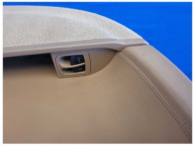2004-2006 Porsche Cayenne Turbo 4.5L Driver Front Door Panel Card 2137 - The Parts Farm