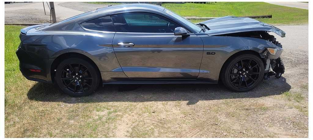 2015-2017 Ford Mustang GT S550 Fuse Box Engine Control Module Front 2566 - The Parts Farm