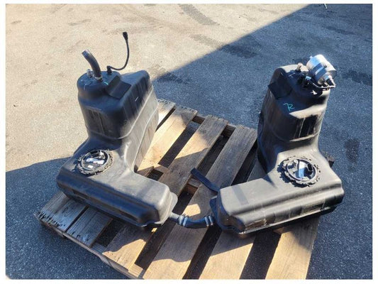 2014 Audi R8 V10 Coupe Fuel Gas Tank Left Right 2136