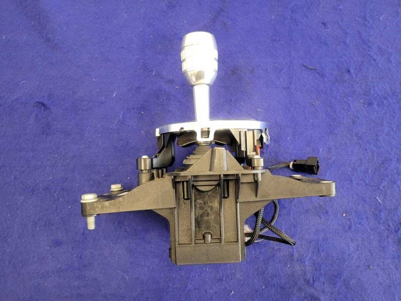2014-2015 Audi R8 V10 S Tronic Shifter Floor Trim Plate Assembly 2136 - The Parts Farm