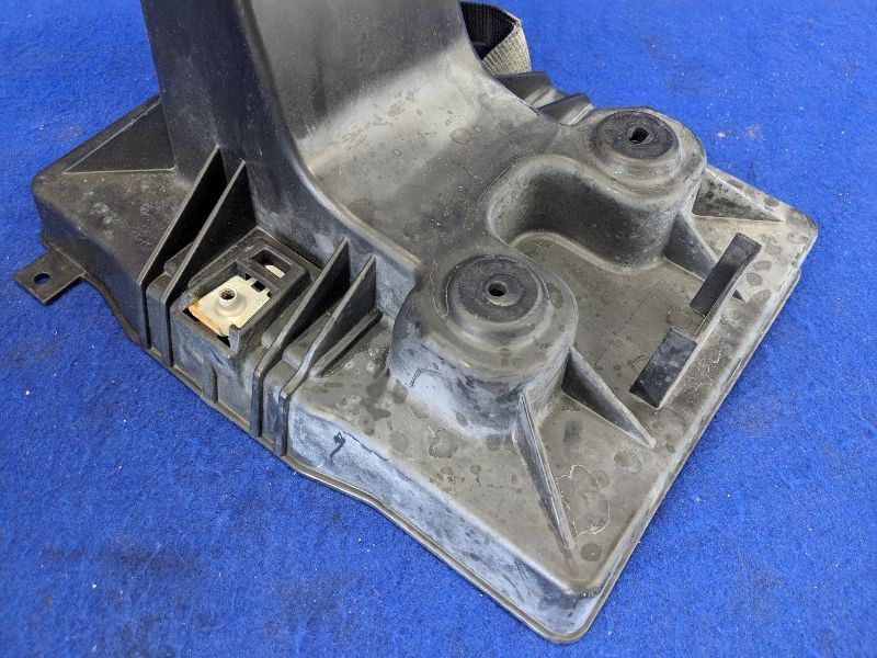 2011-2014 Ford Mustang GT 5.0L Battery Trap Strap Screw Bolt Plastic Hot Down - The Parts Farm