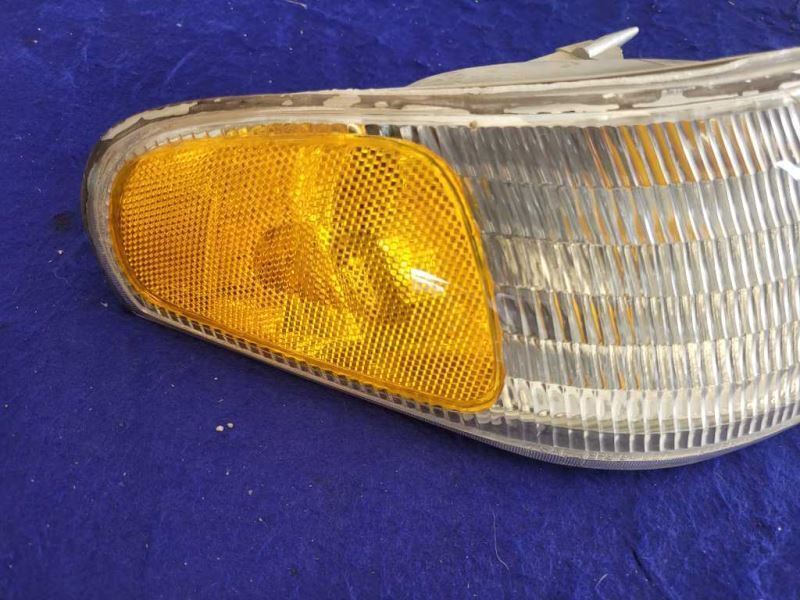1996-1998 Ford Mustang Cobra GT Front Passenger Turn Signal Marker Light 2402 - The Parts Farm