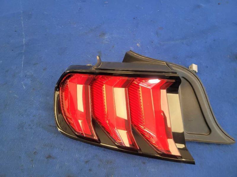 2018-2023 Ford Mustang GT S550 Driver Left LH Taillight Lamp Brake Lens 2185 - The Parts Farm