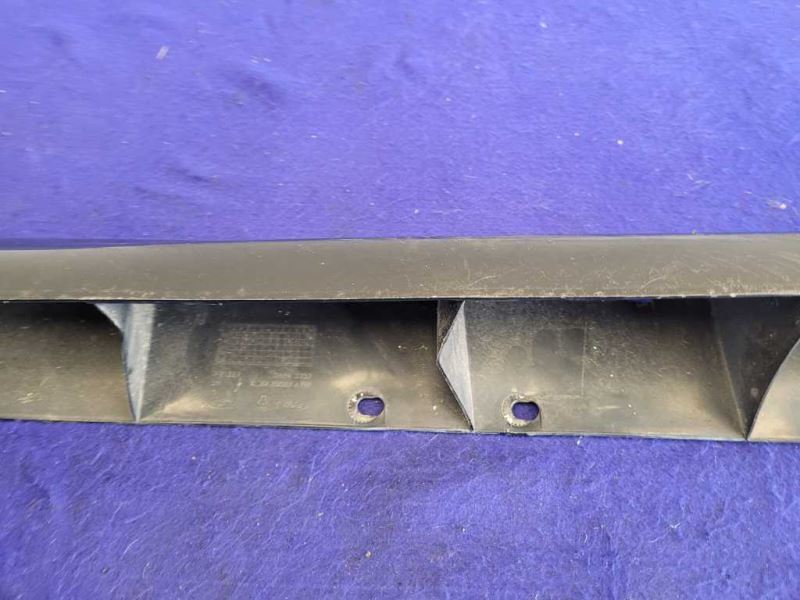 1999-2004 Ford Lightning F150 SVT Pickup Truck Driver Lower Rocker Molding 1906 - The Parts Farm