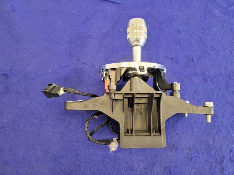 2014-2015 Audi R8 V10 S Tronic Shifter Floor Trim Plate Assembly 2136 - The Parts Farm