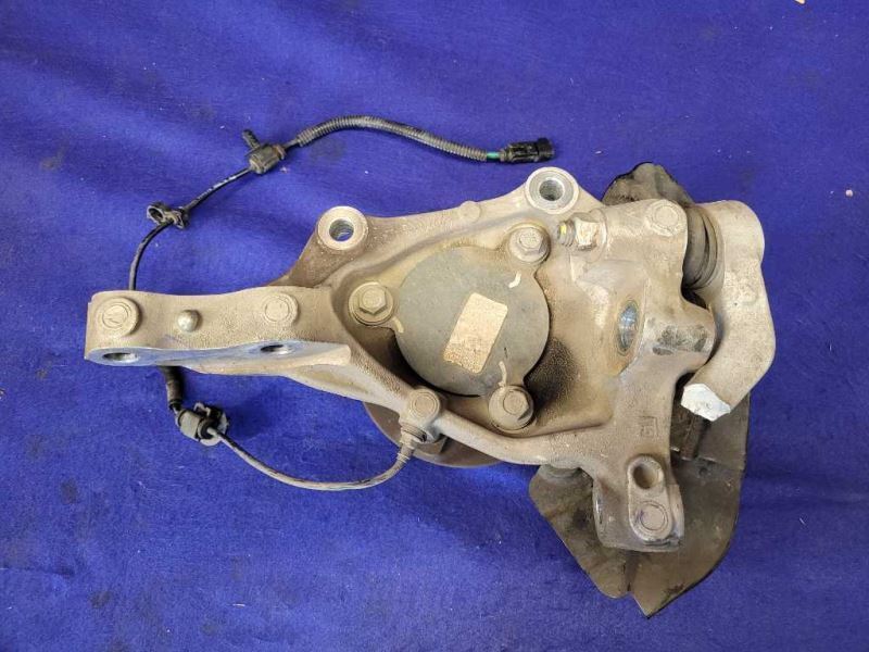 2016-2020 Cadillac CTS V 6.2 LT4 Sedan Front Passenger Right Spindle Knuckle - The Parts Farm