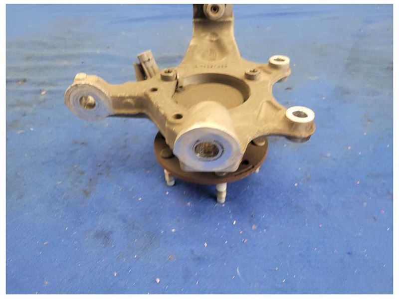 1997-2004 Chevrolet Corvette Z06 FRC C5 Passenger Rear Knuckle Spindle Hub 2066 - The Parts Farm