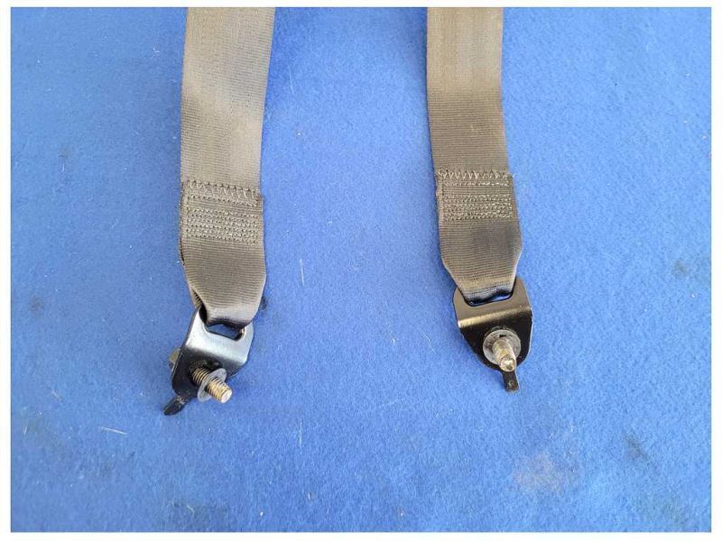 2018-2023 Ford Mustang GT S550 Convertible Rear Seatbelts Retractor Back 2543 - The Parts Farm