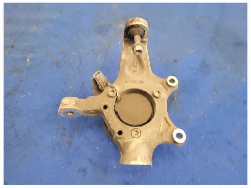 1997-2004 Chevrolet Corvette Z06 FRC C5 Passenger Rear Knuckle Spindle Hub 2066 - The Parts Farm