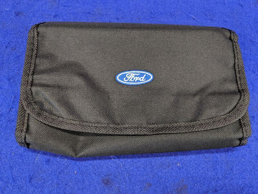 2015 Ford F150 Pick-up Truck Owners Manual Book Pamphlet