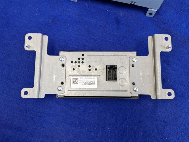 2015 Ford Mustang GT S550 Audio Radio Receiver AM FM CD Single Disc - The Parts Farm