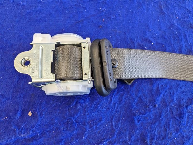 2011-2014 Ford Mustang GT Convertible Passenger Rear Seat Belt Retractor 2308 - The Parts Farm