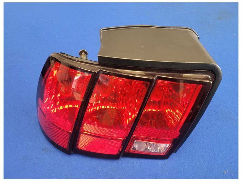 1999-2004 Ford Mustang GT 4.6L Coupe Driver Left Taillight Lamp Brake 2556 - The Parts Farm