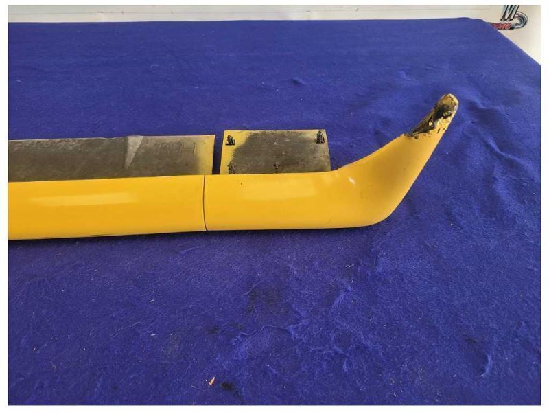 1995-1998 Ford Mustang GT 5.0L Convertible Passenger Rocker Panel Paint BZ 2406 - The Parts Farm