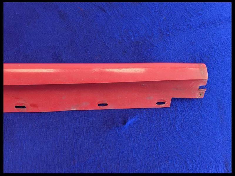 1991 Ford Mustang GT 5.0L Convertible Automatic Driver side Rocker Moulding OEM - The Parts Farm