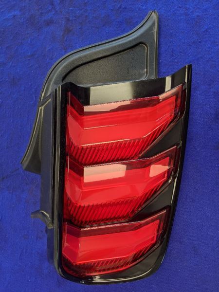 2018-2023 Ford Mustang GT S550 Driver Left LH Tail Light Lamp Brake Lens OEM - The Parts Farm