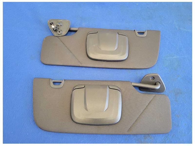 2010 Ford Mustang GT 4.6L Pair Coupe Sun Visors Shade Mirror 2491 - The Parts Farm