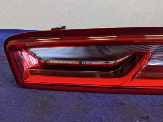 2016-2018 Chevrolet Camaro LS LT SS Passenger Taillight Lamp Lens New Take Off