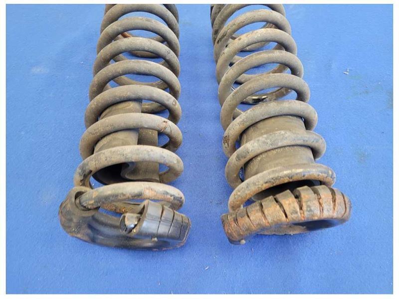 1994-1995 Ford Mustang GT 5.0L Convertible Front Pair Springs Coil OEM 2454 - The Parts Farm
