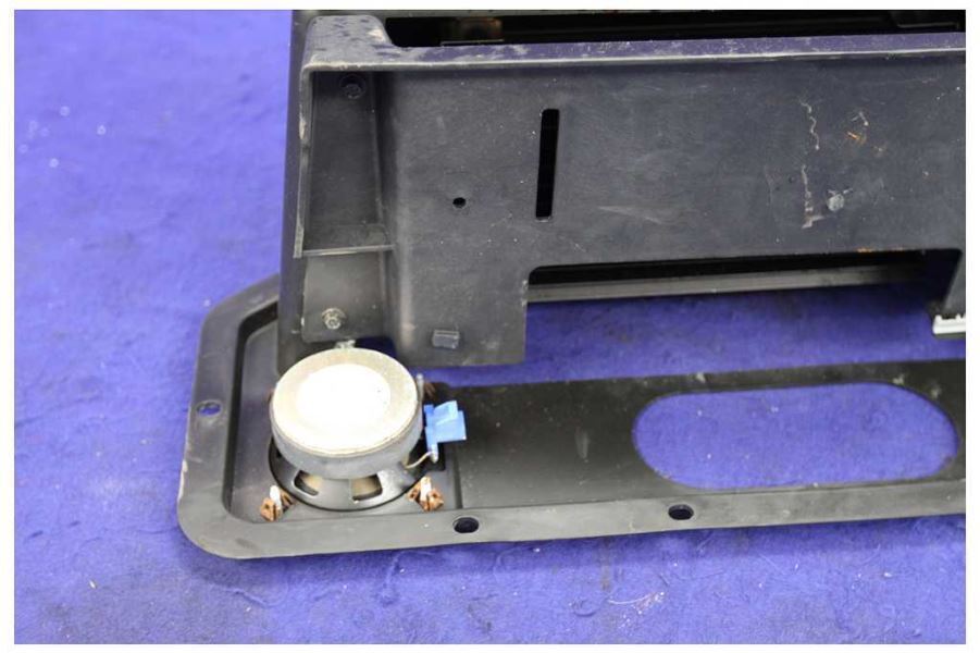 2003 2004 2005 2006 Chevrolet SSR Truck Compartment Amplifier Speakers Amp - The Parts Farm