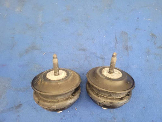 2001-2004 Chevrolet Corvette Z06 FRC C5 Front Pair Engine Mounts Motor 2066