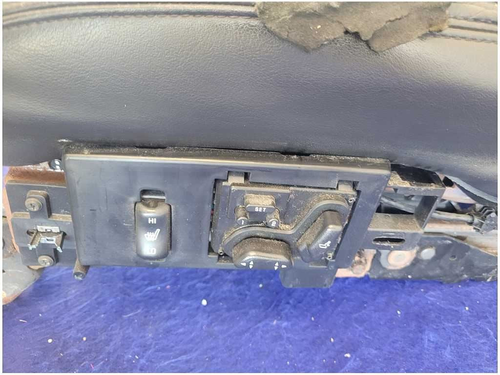 44904272