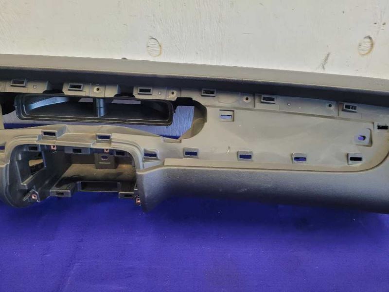 2012-2015 Chevrolet Camaro SS Dashboard Panel Bose Front Vent Trim Molding - The Parts Farm