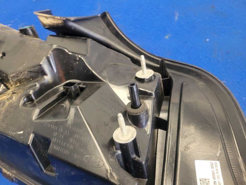 2018-2023 Ford Mustang GT S550 Passenger Rear Tail Light Lamp Brake 2489 - The Parts Farm