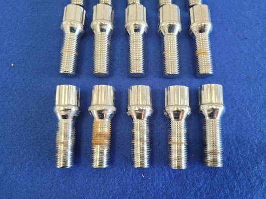 2004-2006 Porsche Cayenne Turbo 4.5L 20 Wheel Lug Stud Bolt Set 2137